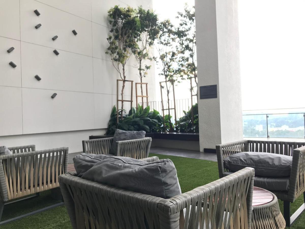 Highpark Suites In Petaling Jaya, Kelana Jaya By Plush Kampong Baharu Sungai Way エクステリア 写真